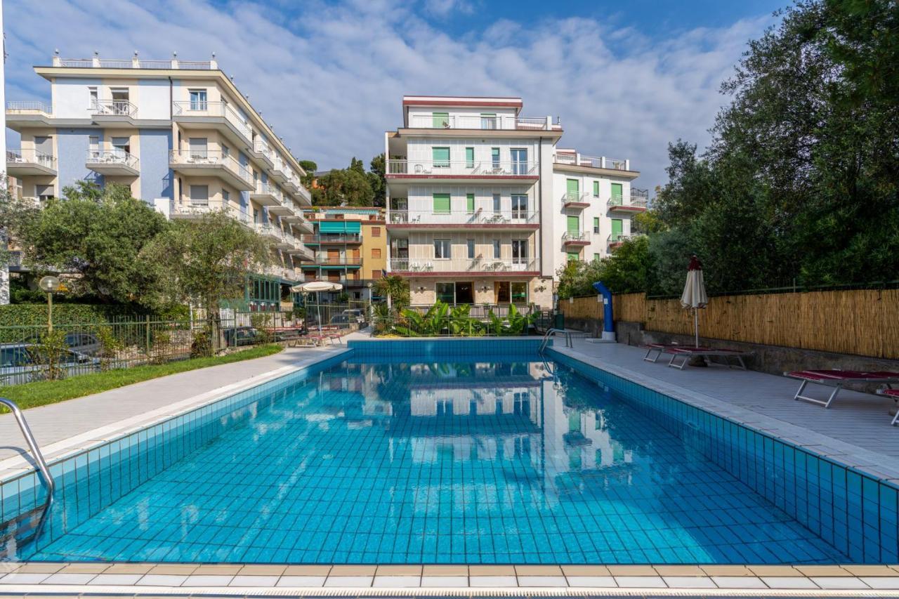 Hotel Residence Garden Alassio Eksteriør billede